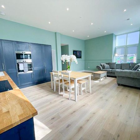 Beautiful 2Br, Private Entry In Vibrant Leith Apartment Edinburgh Bagian luar foto